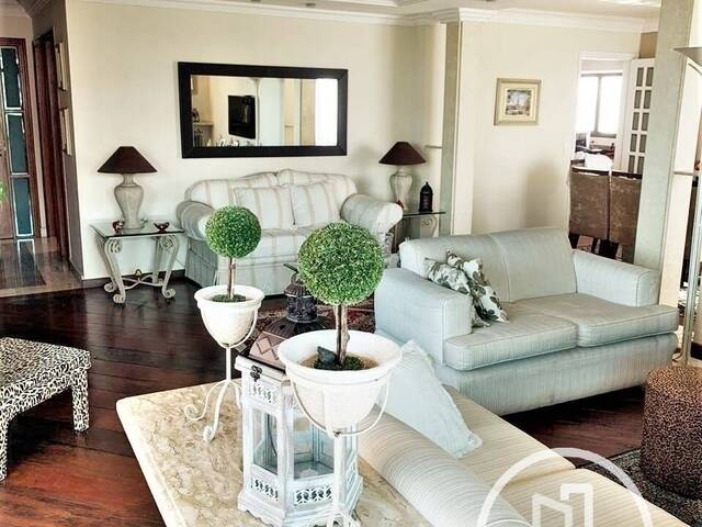 Apartamento para Comprar em São Paulo - 2