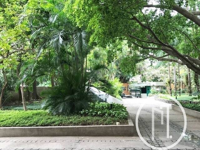 Apartamento para Comprar em São Paulo - 2