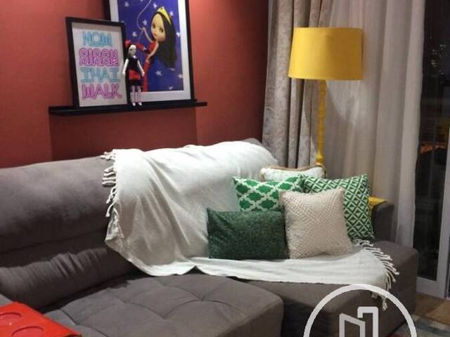 Apartamento para Comprar em São Paulo - 2