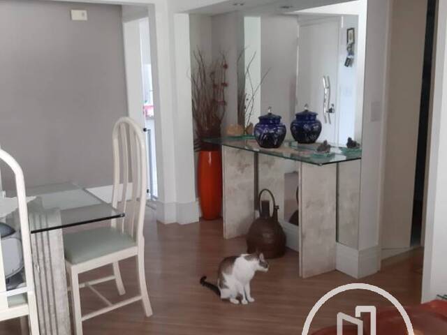 Apartamento para Comprar em São Paulo - 2