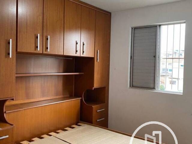 Apartamento para Comprar em São Paulo - 2