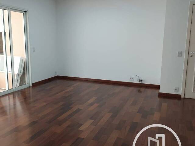 Apartamento para Comprar em São Paulo - 2