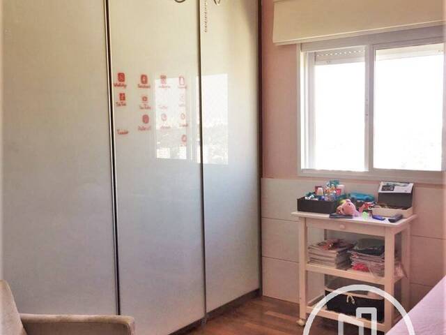 Apartamento para Comprar em São Paulo - 2