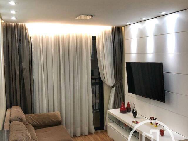 Apartamento para Comprar em São Paulo - 2