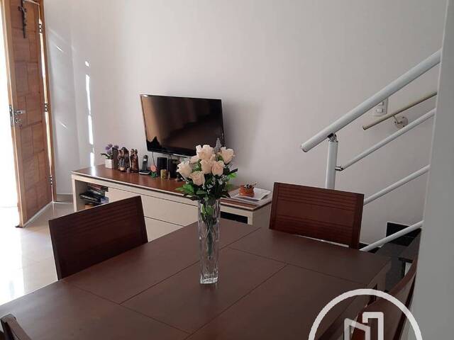 Casa para Comprar em São Paulo - 2