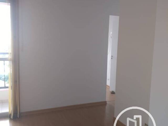Apartamento para Alugar em São Paulo - 2