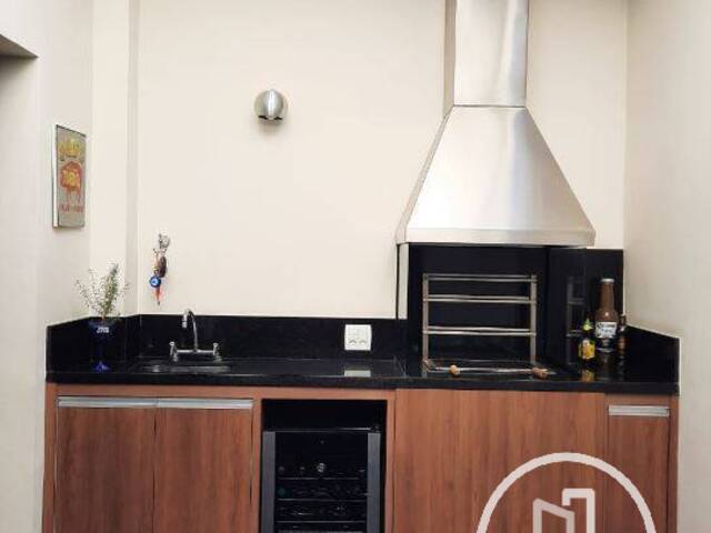 Casa para Comprar em São Paulo - 4