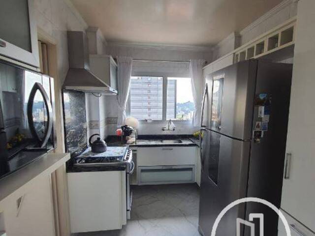 Apartamento para Comprar em São Paulo - 2