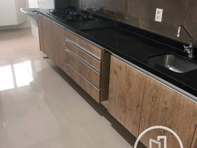 Apartamento para Comprar em São Paulo - 2