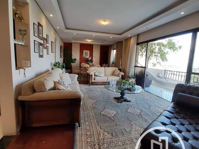 Apartamento para Comprar em São Paulo - 2