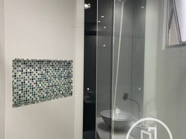 Apartamento para Comprar em São Paulo - 2