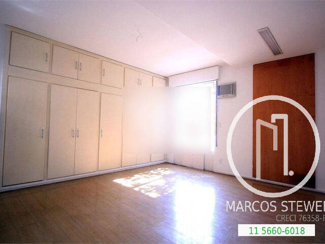 Casa para Comprar em São Paulo - 4