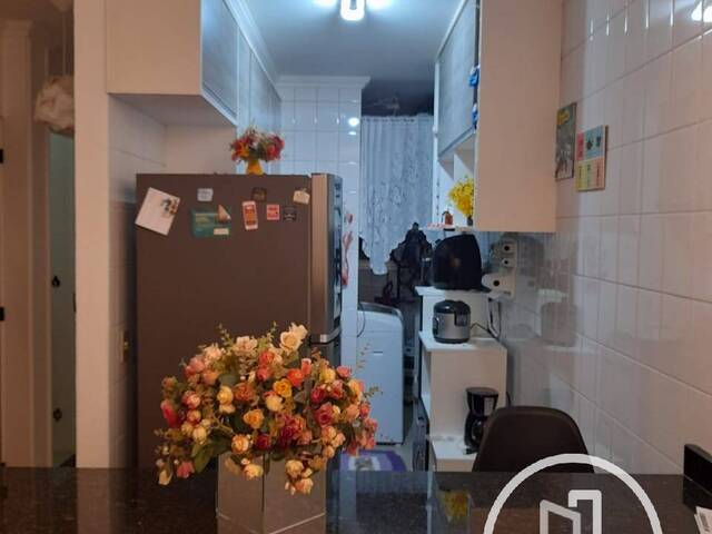 Apartamento para Comprar em São Paulo - 2