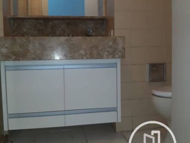 Apartamento para Comprar em São Paulo - 2