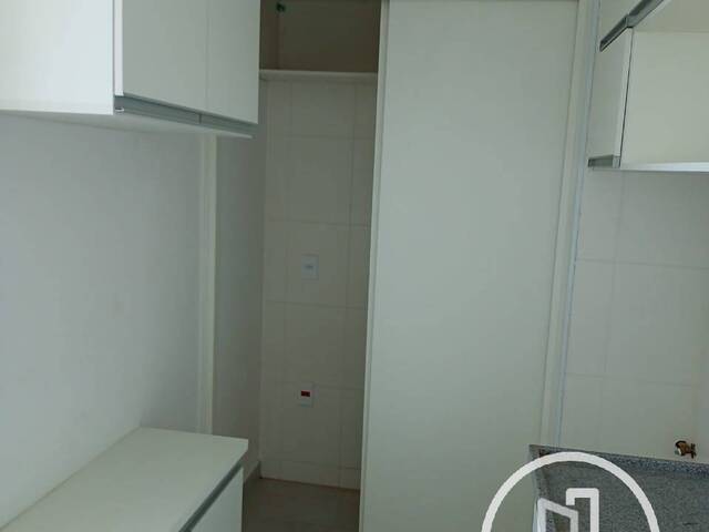 Apartamento para Comprar em São Paulo - 2