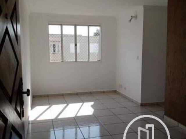 Apartamento para Comprar em São Paulo - 2
