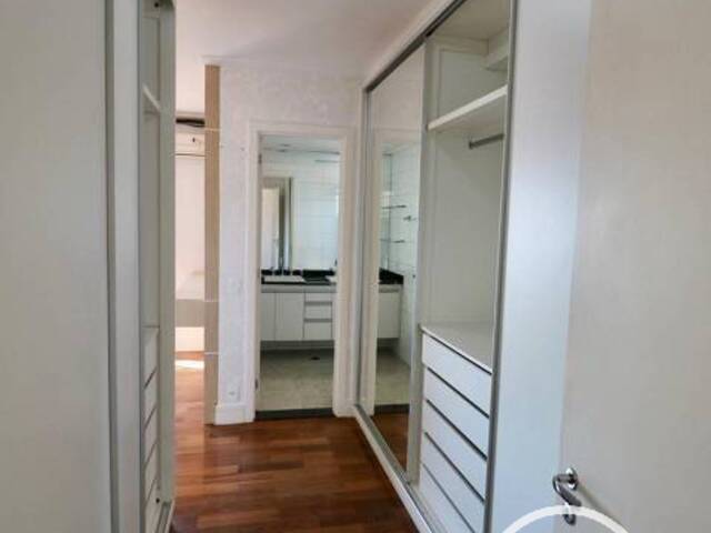 Apartamento para Alugar em São Paulo - 2