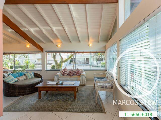 #1VP58ML - Casa para Comprar em São Paulo - SP