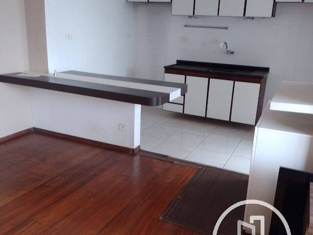 Apartamento para Comprar em São Paulo - 2