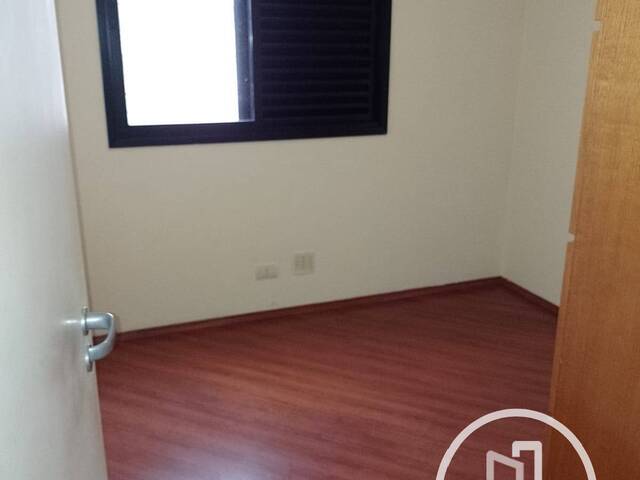 Apartamento para Comprar em São Paulo - 2