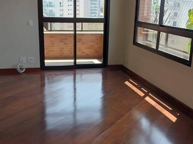 Apartamento para Comprar em São Paulo - 2