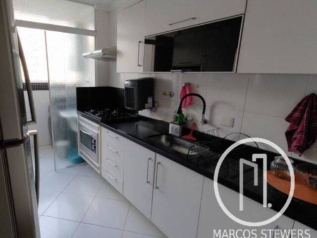 Apartamento para Comprar em São Paulo - 2