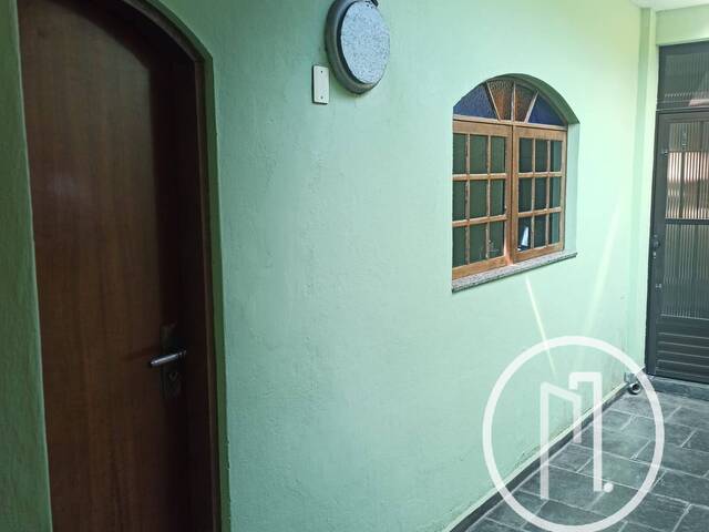 #8HIN9B - Casa para Comprar em São Paulo - SP