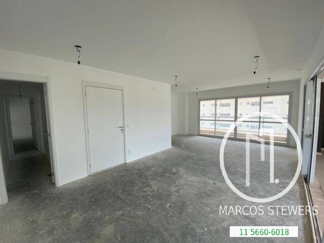 Apartamento para Comprar em São Paulo - 2