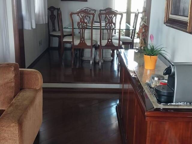 #1G96N9B - Apartamento para Comprar em São Paulo - SP
