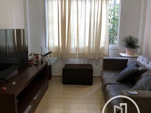 Apartamento para Comprar em São Paulo - 2