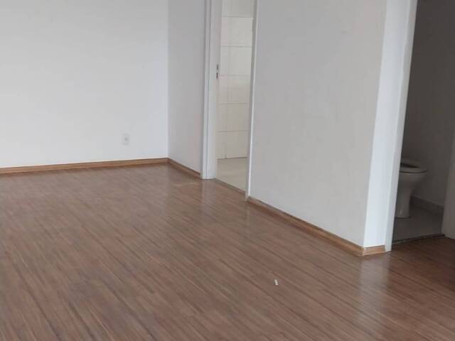 Apartamento para Comprar em São Paulo - 2