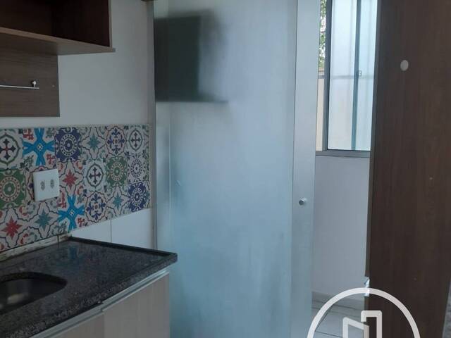 Apartamento para Comprar em São Paulo - 2