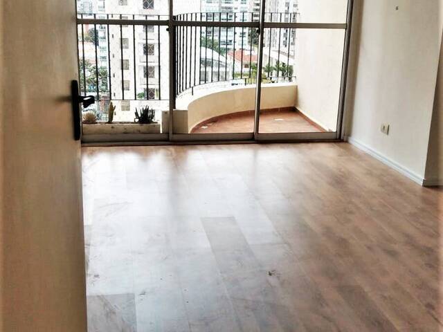 Apartamento para Comprar em São Paulo - 2