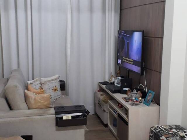 Apartamento para Comprar em São Paulo - 2