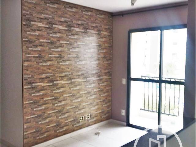 Apartamento para Comprar em São Paulo - 2