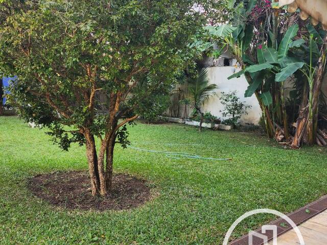 #3PSN9B - Casa para Comprar em São Paulo - SP