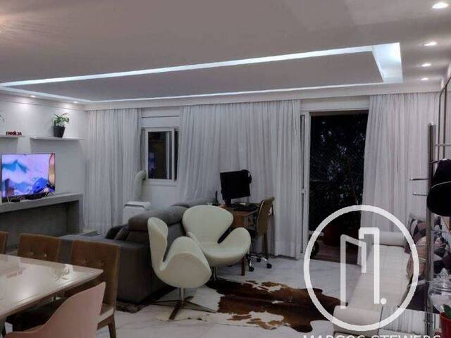 #1P4T8ML - Apartamento para Comprar em São Paulo - SP