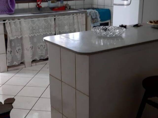 Casa para Comprar em Itanhaém - 4