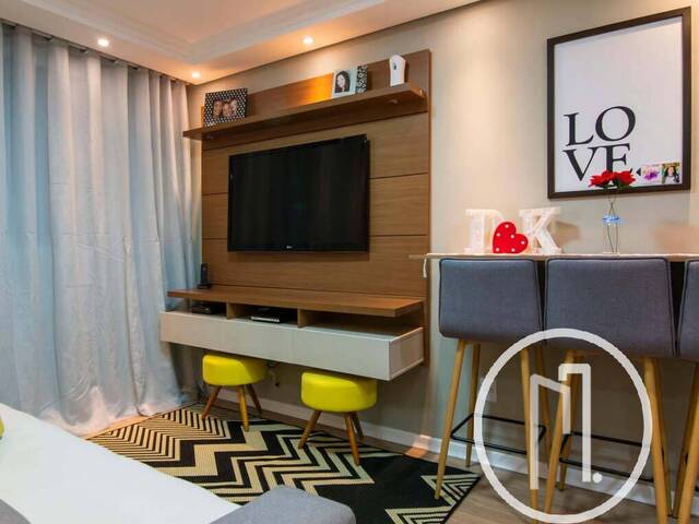 #1RD8N9B - Apartamento para Comprar em São Paulo - SP