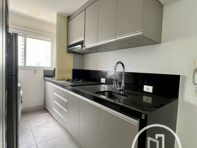 #15TKN9B - Apartamento para Alugar em São Paulo - SP