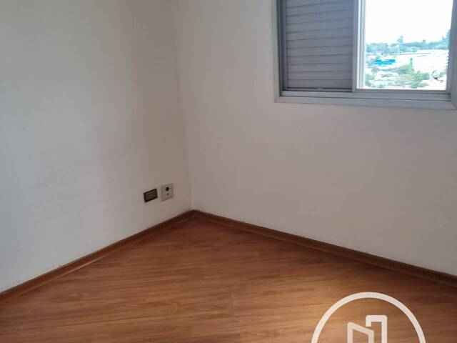 Apartamento para Comprar em São Paulo - 2