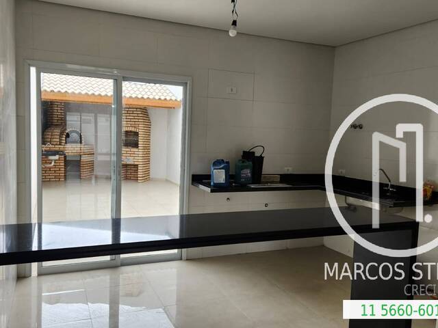 Casa para Comprar em São Paulo - 4