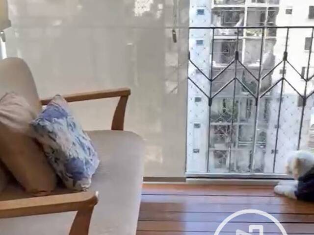 #14J6N9B - Apartamento para Comprar em São Paulo - SP