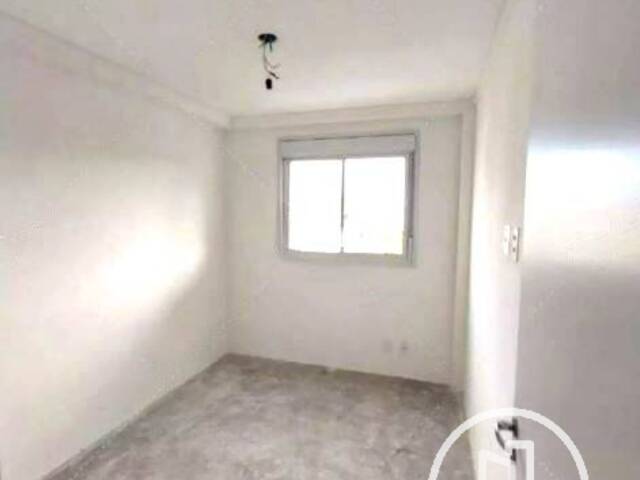 #12PKN9B - Apartamento para Comprar em São Paulo - SP