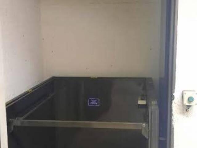 Prédio Comercial para Comprar em Diadema - 4