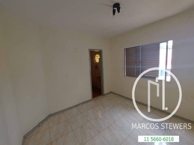 Casa para Comprar em São Paulo - 4