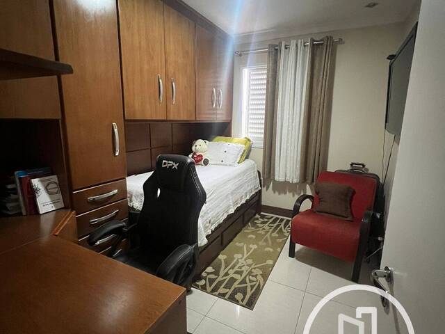 #4K18ML - Apartamento para Comprar em São Paulo - SP