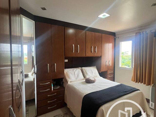 #4K18ML - Apartamento para Comprar em São Paulo - SP