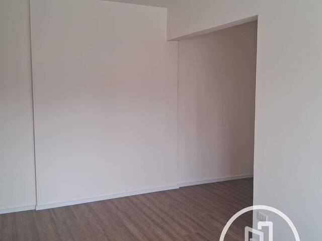 #118P8ML - Apartamento para Comprar em São Paulo - SP - 2