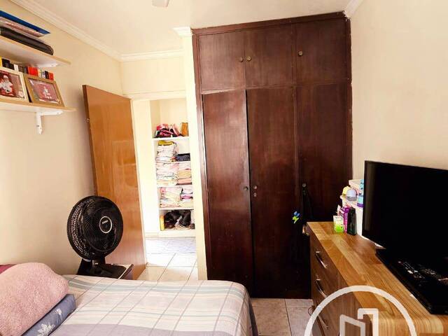 Apartamento para Comprar em São Paulo - 2